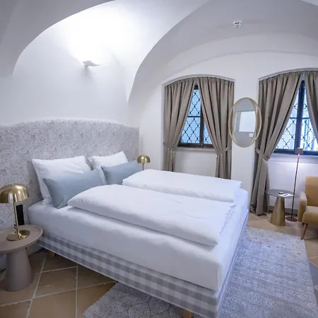 Hotel Maxim By Elias Holl